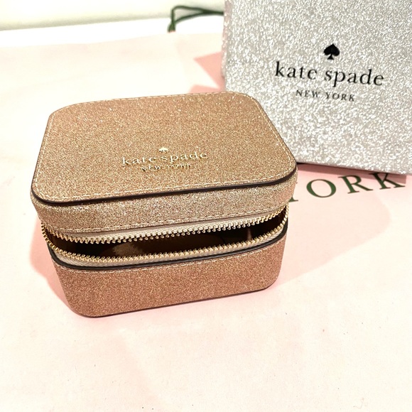 COPY - Kate Spade ♠️ Tinsel Boxed Jewelry Holder (Rose Gold) - Picture 7 of 7
